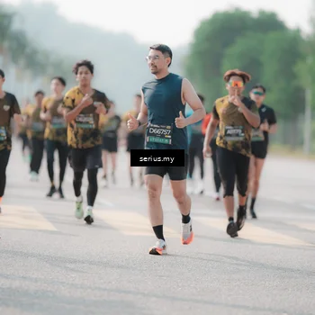 Runner Photo 6418752