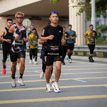 Runner Photo 6418755