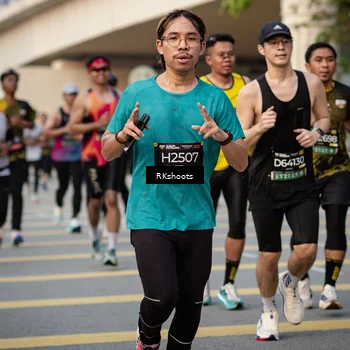 Runner Photo 6418768