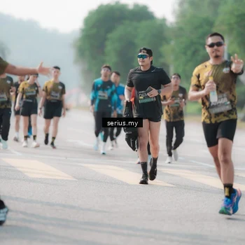 Runner Photo 6418804