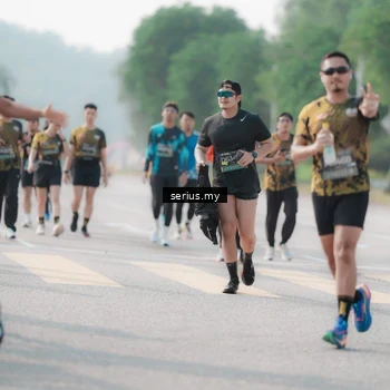 Runner Photo 6418808