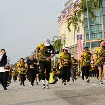 Runner Photo 6418809