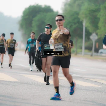 Runner Photo 6418810