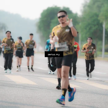 Runner Photo 6418818