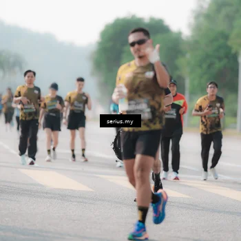 Runner Photo 6418819