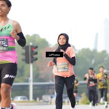Runner Photo 6418826