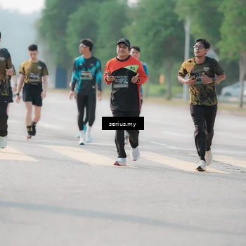 Runner Photo 6418846