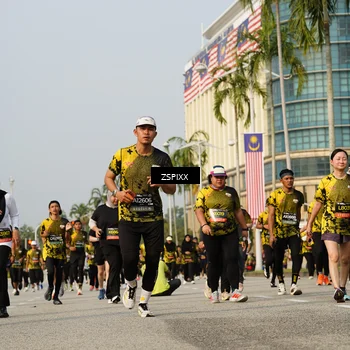 Runner Photo 6418857