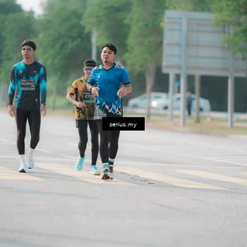 Runner Photo 6418877