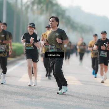 Runner Photo 6418882