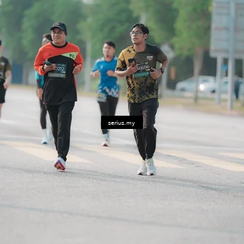 Runner Photo 6418883