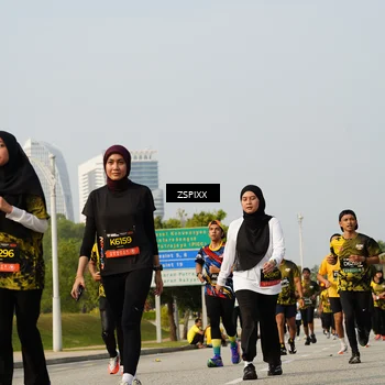 Runner Photo 6418889