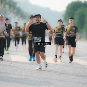 Runner Photo 6418897