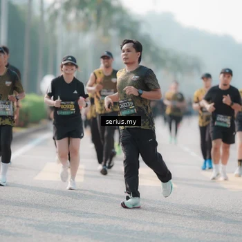 Runner Photo 6418903