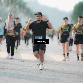 Runner Photo 6418905