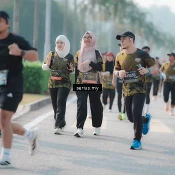 Runner Photo 6418908