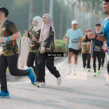 Runner Photo 6418928