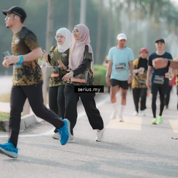 Runner Photo 6418933