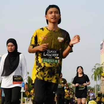 Runner Photo 6418938