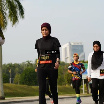 Runner Photo 6418940