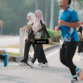 Runner Photo 6418947