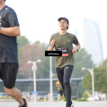 Runner Photo 6418954