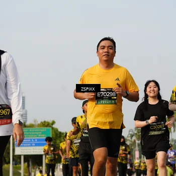 Runner Photo 6418970