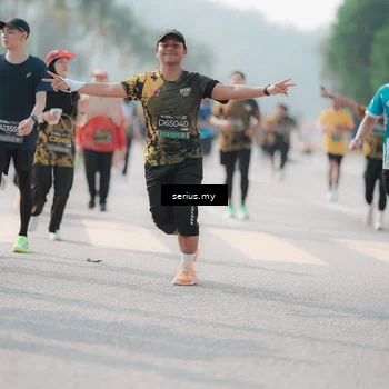 Runner Photo 6418972