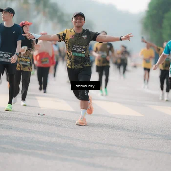 Runner Photo 6418974