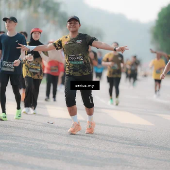 Runner Photo 6418981