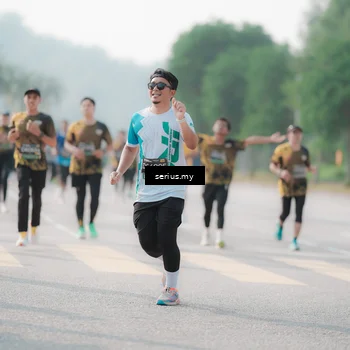 Runner Photo 6418983