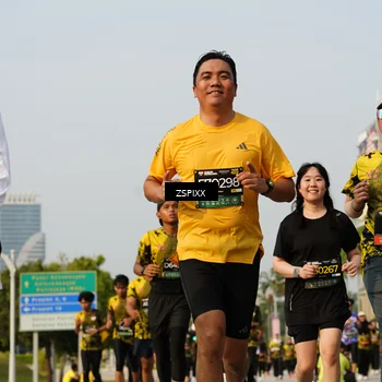 Runner Photo 6418999