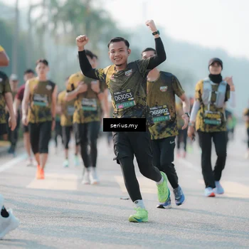 Runner Photo 6419004