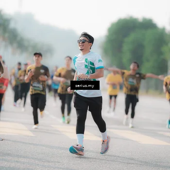 Runner Photo 6419012