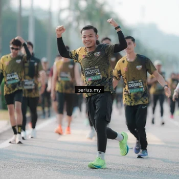 Runner Photo 6419025