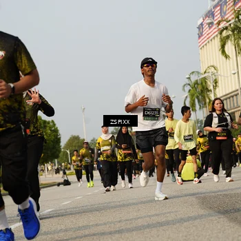 Runner Photo 6419026