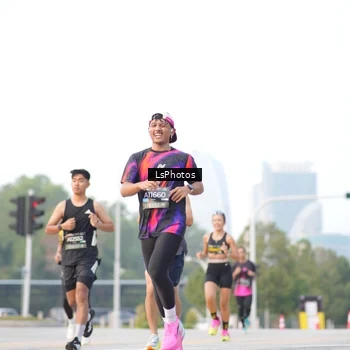 Runner Photo 6419034