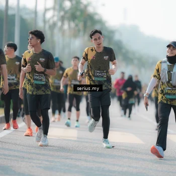 Runner Photo 6419036