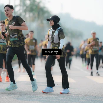 Runner Photo 6419056