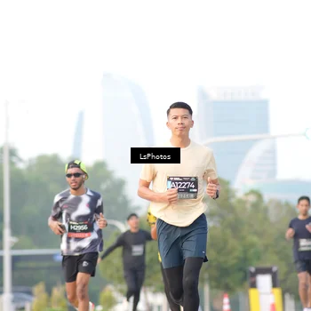 Runner Photo 6419058