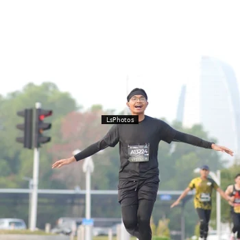 Runner Photo 6419064