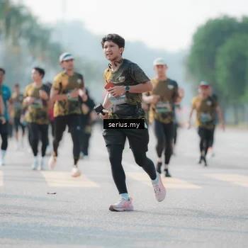 Runner Photo 6419076
