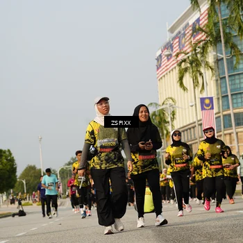 Runner Photo 6419079