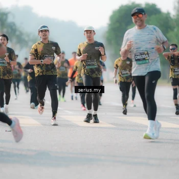 Runner Photo 6419084