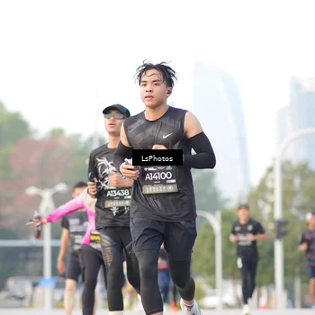 Runner Photo 6419085
