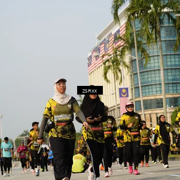 Runner Photo 6419087