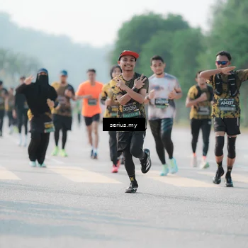 Runner Photo 6419107