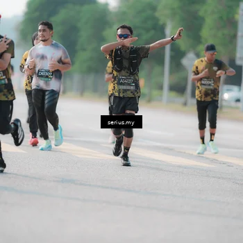 Runner Photo 6419121