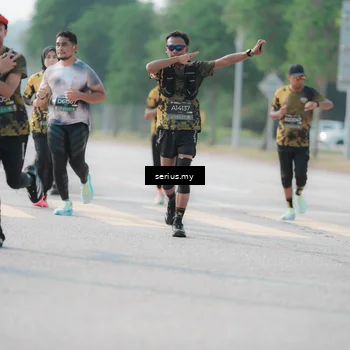 Runner Photo 6419124