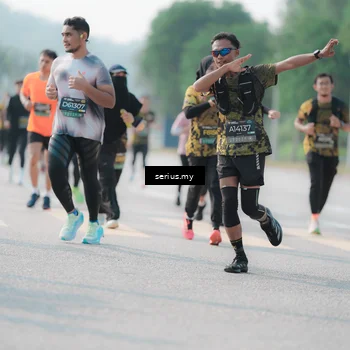 Runner Photo 6419133
